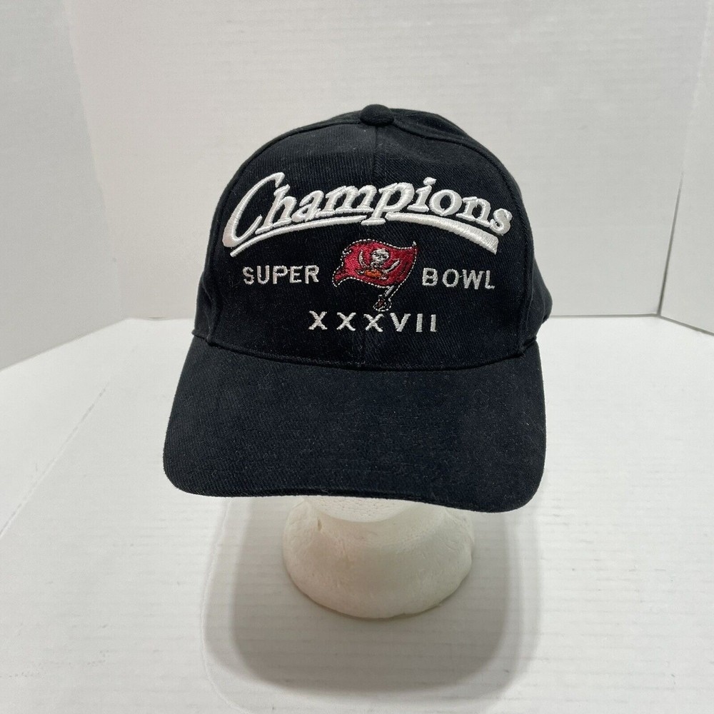 2003 SUPERBOWL XXXVII Champions SnapBack Hat Tampa Bay Buccaneers Black Adjust.